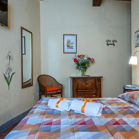 Antica Casa Dei Rassicurati Bed and Breakfast Montecarlo Eksteriør billede