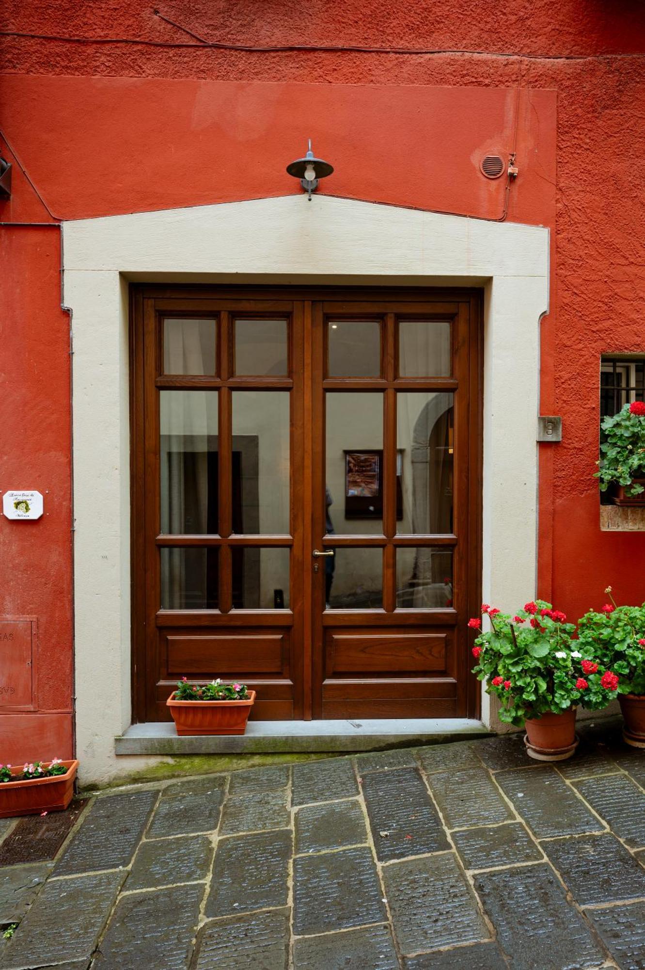 Antica Casa Dei Rassicurati Bed and Breakfast Montecarlo Eksteriør billede